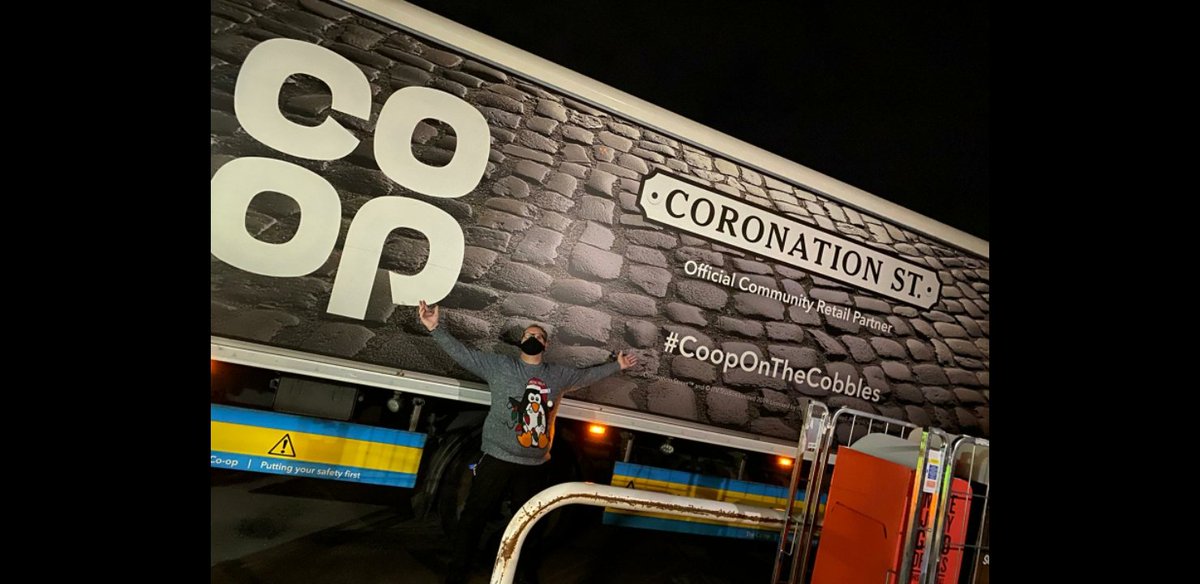 raz_maz's tweet photo. #CoopOnTheCobbles
Corry lorry at Goldington https://t.co/YiGkv0UAuU