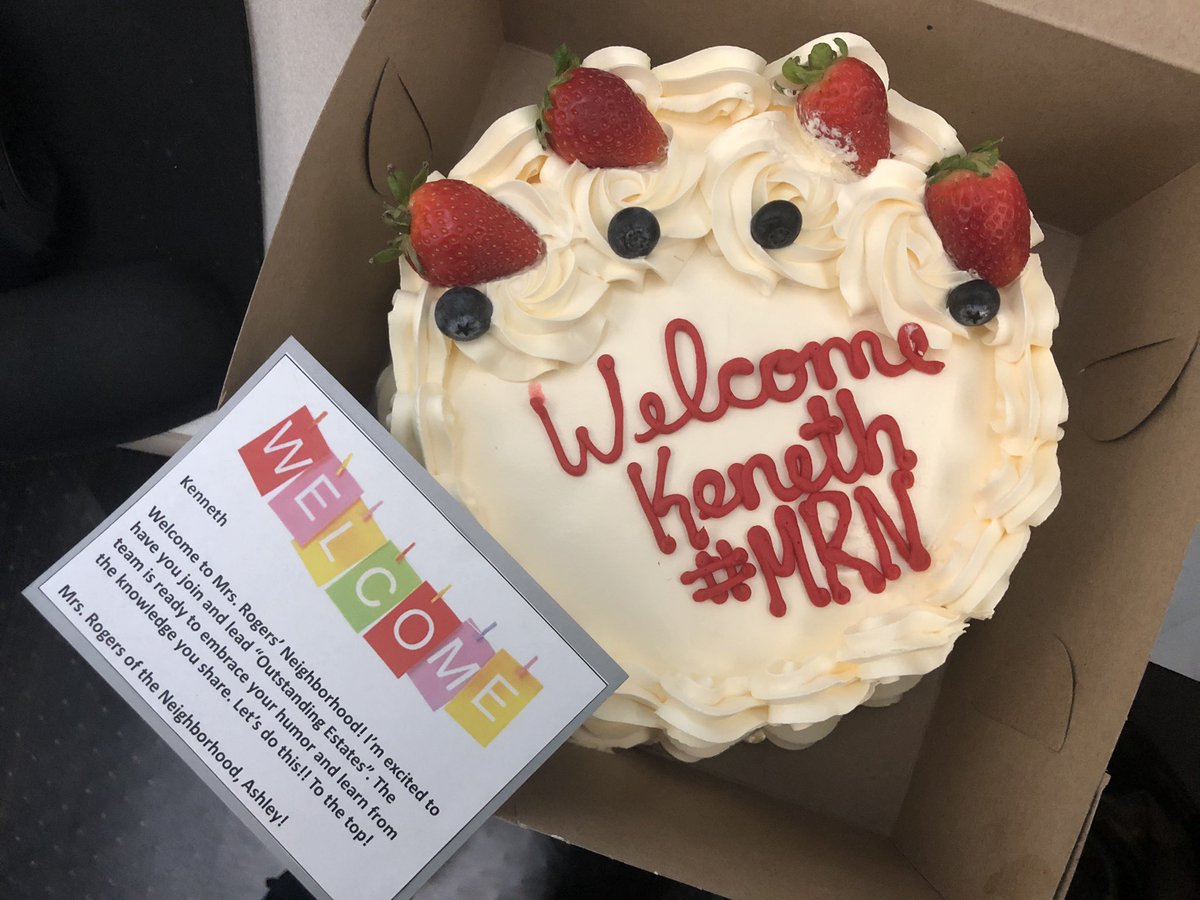 Welcome Cake😊 Thank U!#TheNeighborhood