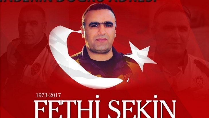 Bu vatanda #KürtMeselesi olsa, 
Kürt olan Fethi Sekin canından, yarinden, yareninden 
vazgeçer miydi hiç...!😔

Bölemeyeceksiniz !! 🇹🇷

#Salı
