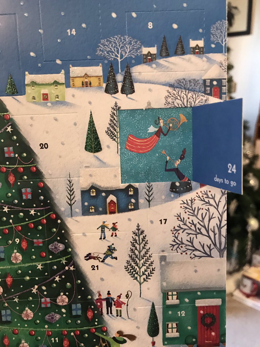 chjagger1's tweet photo. #100happydays #day77 it’s advent calendar day - which means chocolate for breakfast. Winning 💝🎄🎁⛄️🍫 #happeedaze https://t.co/qt9TU2Y8AS