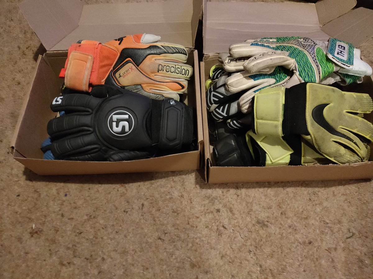 JHTH131's tweet photo. @GloveBank 2 X boxes packed ready to go 🙌 https://t.co/3612WrqLfl