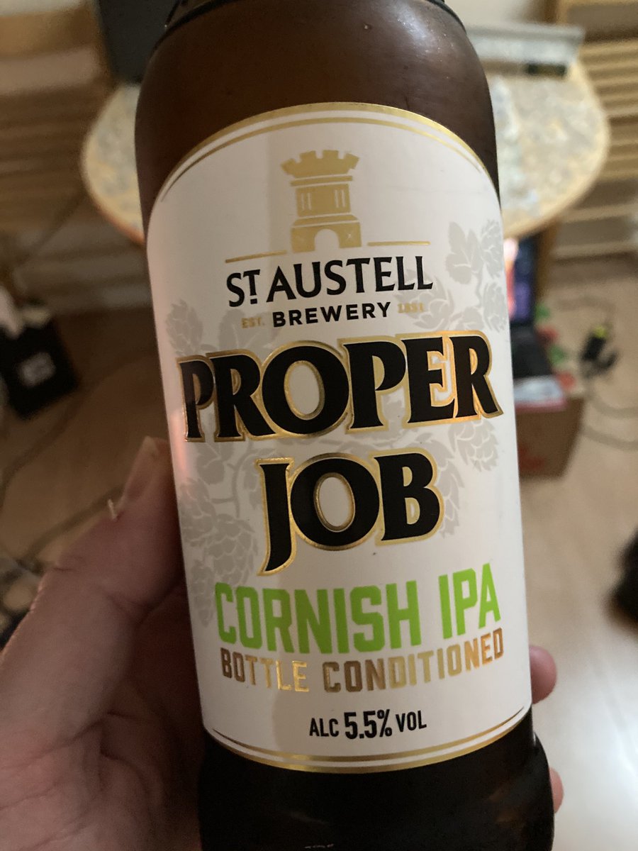 MrMustard's tweet photo. Having this to celebrate my first day in the new job. Cheers! #fdotd https://t.co/BBvQpz5rpE