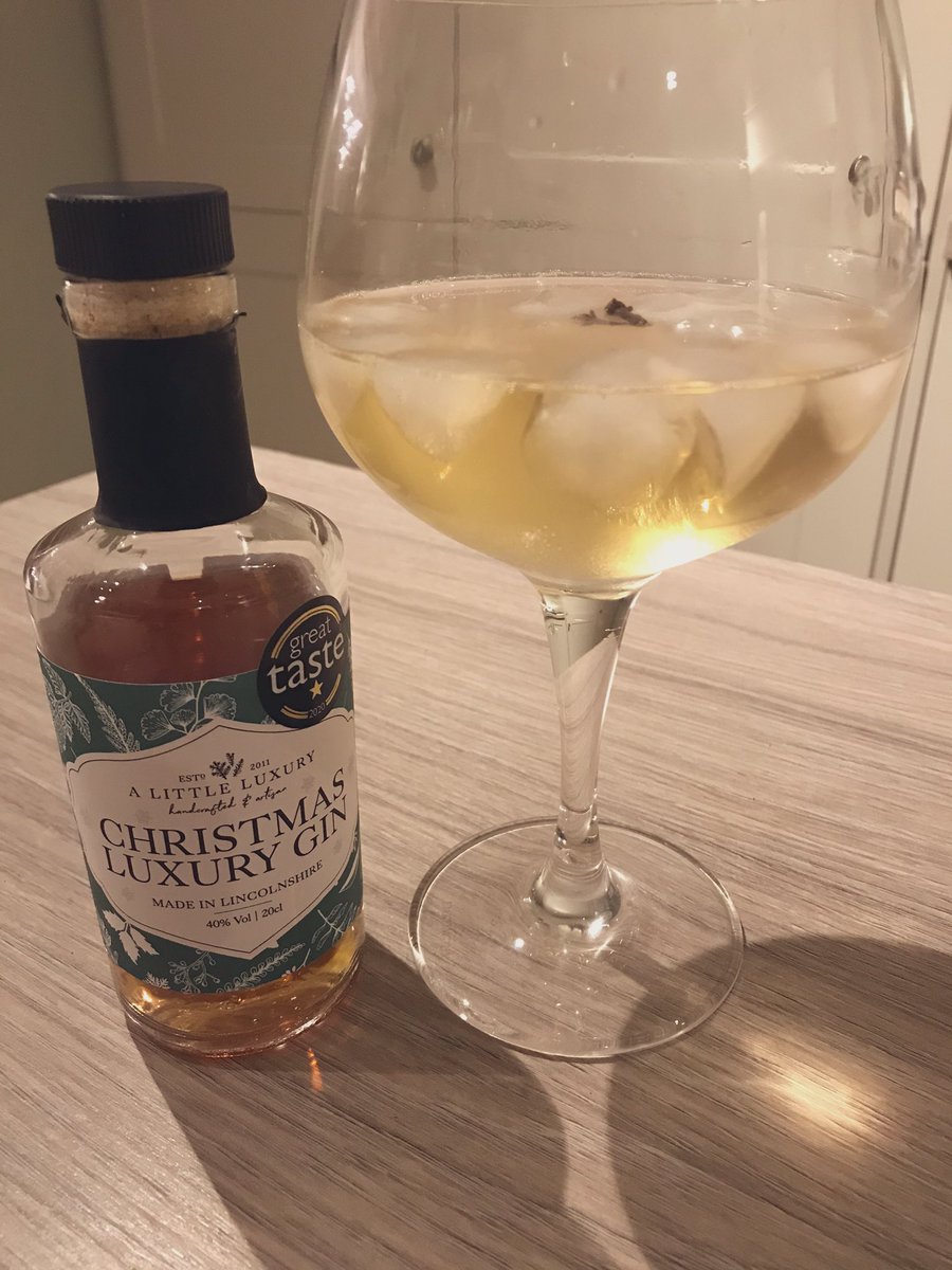 Happy first day of advent <a href="/ALittleLuxuryLt/">A Little Luxury Ltd</a> #shopsmallbusiness #shoplocal #ChristmasIsComing