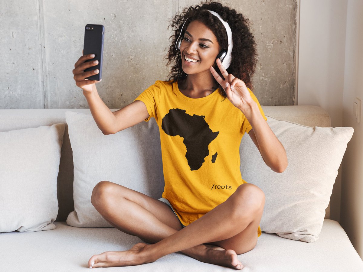 techblocktees's tweet photo. ✊🏿✊🏿✊🏿Roots and Power! 
#techblocktees #hiphop #hiphopblog #ilovehiphop #womenintech #diversityintech #wordpress #afrotech #girlswhocode  #techinfluencer #blackintech #codenewbie #blackcoders #blerdlife #coder #javascript #htmlcoding #learntocode #developerlife   #100daysofcode https://t.co/dDGo7J7ZN0