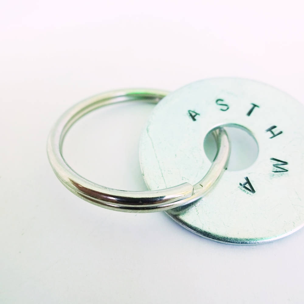 martisanne's tweet photo. Asthma warning, Medical alert key ring, medical jewelry, sos, ICE, medical id tag, inhaler inside, inhaler bag tag, inhaler case, first aid, https://t.co/WrzyIP8hdw #TMTinsta #EtsyTeamUnity #InhalerInside https://t.co/7DQW6kUAW5
