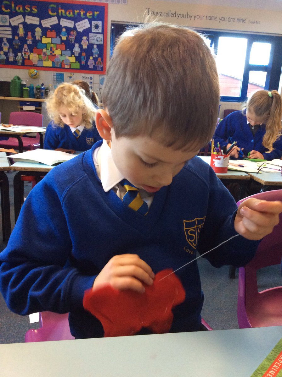 st_uttoxeter's tweet photo. Intense concentration today as Y2 started to cut out and sew their Christmas decorations. https://t.co/KrnZN1U8nC