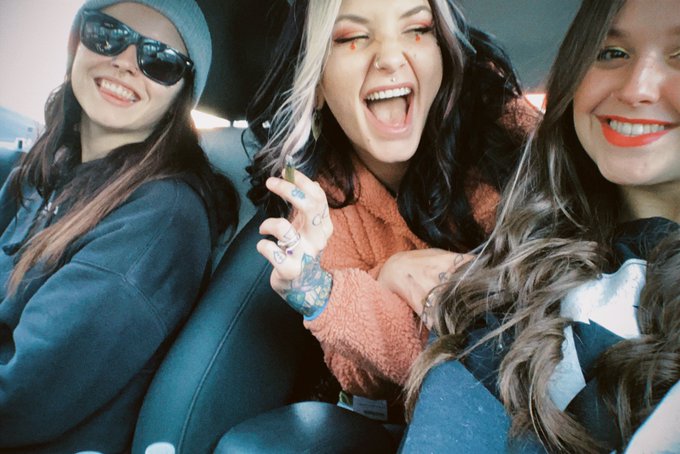 I love my pals ❤️🧚&zwj;♀️🥰 @CherryVonTease @theholycake https://t.co/T4Es1lNcfj<a class="tags" target="_blank" title="On Twitter" href="/?out=eyJ0eXAiOiJKV1QiLCJhbGciOiJIUzUxMiJ9.eyJpYXQiOjE3MjE2NjAwMDQsImlzcyI6InR3cG9ybnN0YXJzLmNvbSIsIm5iZiI6MTcyMTY2MDAwNCwiZXhwIjoxNzUzMTk2MDA0LCJyZWRpcmVjdF91cmwiOiJodHRwczovL3R3aXR0ZXIuY29tL0NoZXJyeVZvblRlYXNlIn0.nXDvmNjgC1vIgcBWdLZiLmFab7uH19PX0p6GEEnxcFvThpV7pqSLrHjz1JutZnpMygFsGFskbW1CPBk1d0xRJg">@CherryVonTease</a><a class="tags" target="_blank" title="On Twitter" href="/?out=eyJ0eXAiOiJKV1QiLCJhbGciOiJIUzUxMiJ9.eyJpYXQiOjE3MjE2NjAwMDQsImlzcyI6InR3cG9ybnN0YXJzLmNvbSIsIm5iZiI6MTcyMTY2MDAwNCwiZXhwIjoxNzUzMTk2MDA0LCJyZWRpcmVjdF91cmwiOiJodHRwczovL3R3aXR0ZXIuY29tL3RoZWhvbHljYWtlIn0.DwScxJk5-Bacg7oylGSKe4g88SM10yVcwfb--4G5TT07FcxV5-wk4vA-3PYT5qhiNMLg1Jd1dGsjM9z-1-y2pQ">@theholycake</a><a href="/tag/thanku"class="tags"><span>#thanku</span></a><a href="/tag/circusshit"class="tags"><span>#circusshit</span></a>