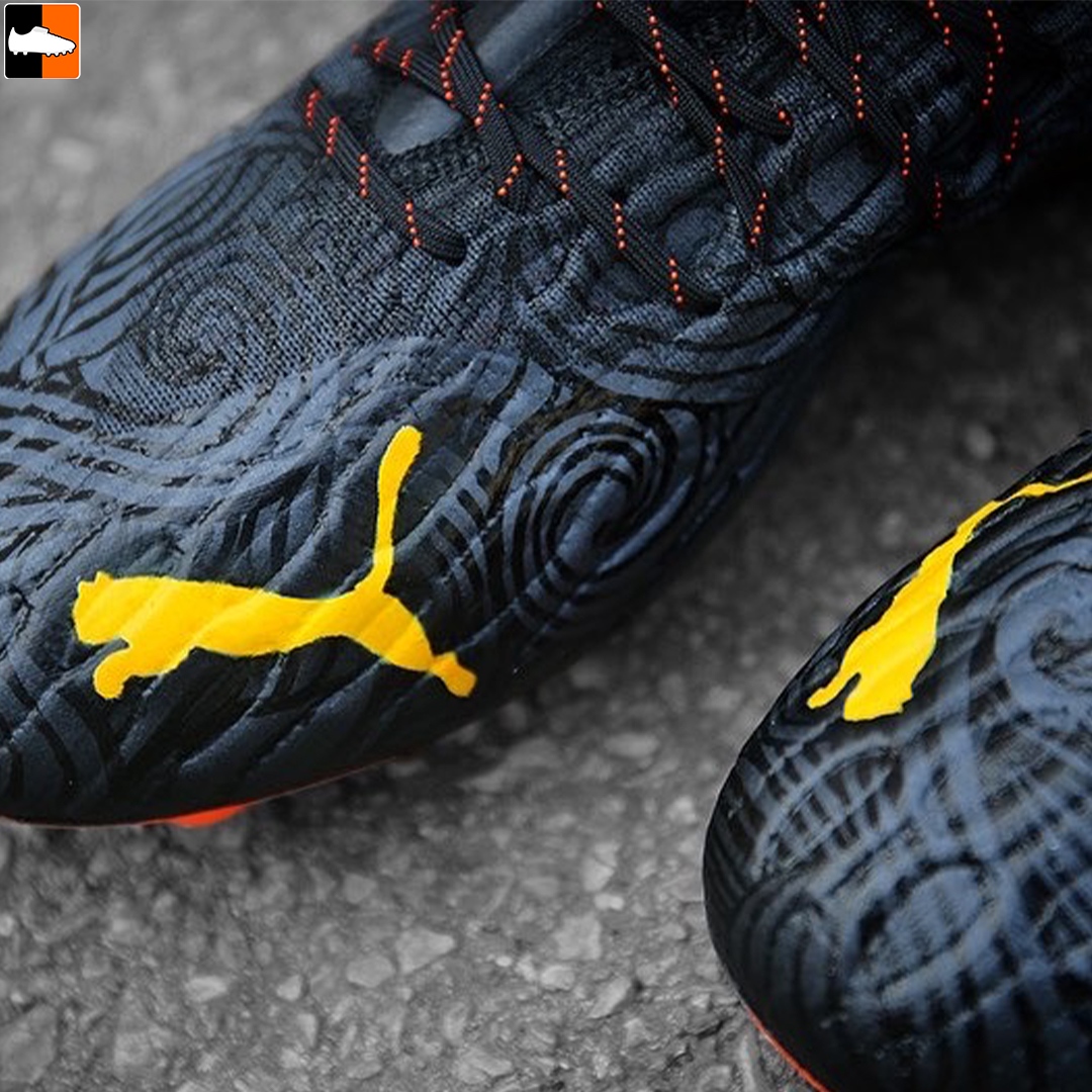 Football_Boots's tweet photo. 👹 NEMANJA MATIC CUSTOM MAN UTD BOOTS!👹
-
Premiered with a win yesterday, NM31’s custom boots include the Red Devil and his new logo, over a 20/21 Man Utd 3rd kit, waves background!
-
Credit @Swithadot
#swithadot #BeastS #matic #pumafootball #future6.1 #footballboots https://t.co/ubwgcrrJX4