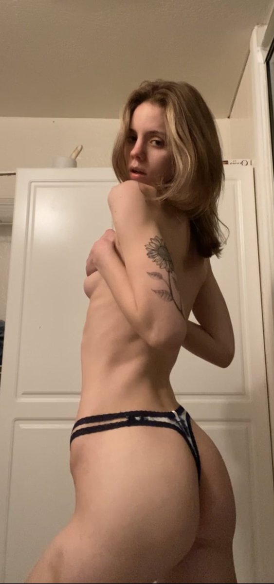_felicityroper's tweet photo. @onlyfanslegit @onlyfansart https://t.co/kYxzqvK1Wx https://t.co/D2WcOAfP8x