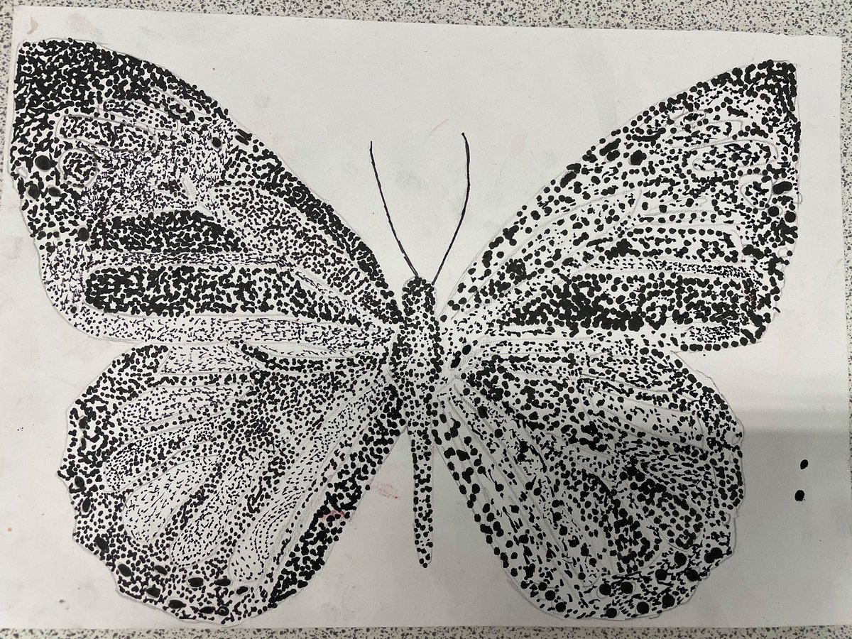 CreativeBaines's tweet photo. Year 9 have been creating wonderful art pieces based on insects. They have developed their painting skills and have also experimented with pointillism techniques. It's been a pleasure to see the pride pupils have in their own work and achievements. https://t.co/qDa1sH7Nlw