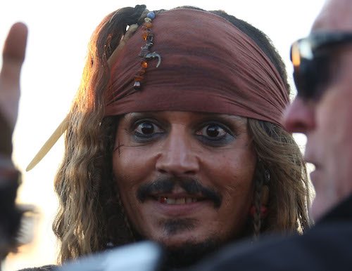 I’ve seen everyone a little down on here lately, so here’s a thread of Johnny Depp smiling for you all :) please add.  #JusticeForJohnnyDepp