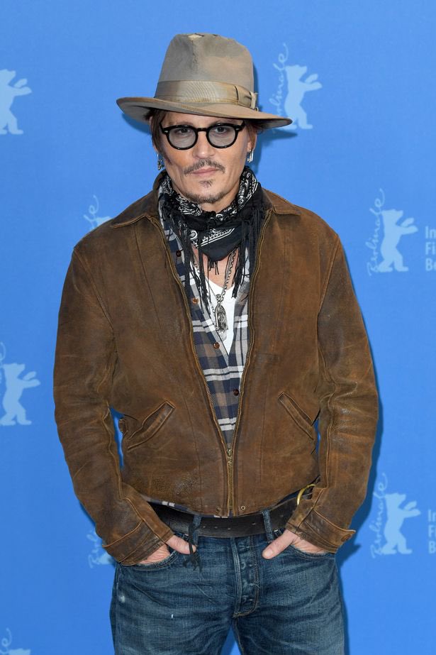 I’ve seen everyone a little down on here lately, so here’s a thread of Johnny Depp smiling for you all :) please add.  #JusticeForJohnnyDepp