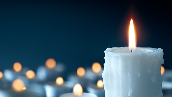 KaraGrief's tweet photo. Join Kara's Online Candlelight Service - December 3rd at 7pm - https://t.co/QYV2Xx3KMH https://t.co/XBAzmnInTZ