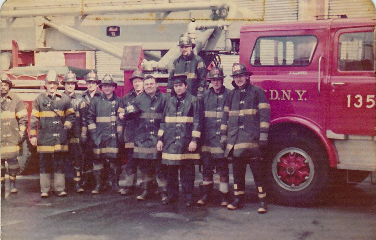 FDNY's tweet photo. On Saturday, November 28th, the Myrtle Turtles surprised retired FDNY Lieutenant Vincent Polito #Ladder135 to wish him a Happy 100th Birthday! https://t.co/UeENOe38TK