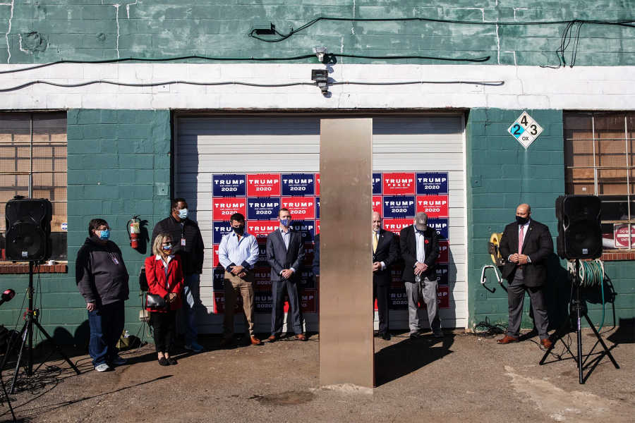 lartist's tweet image. Breaking News: Utah Monolith reappears at Four Seasons Total Landscaping. Selected by WH to replace AG Bill Barr. (totally legit photo!).