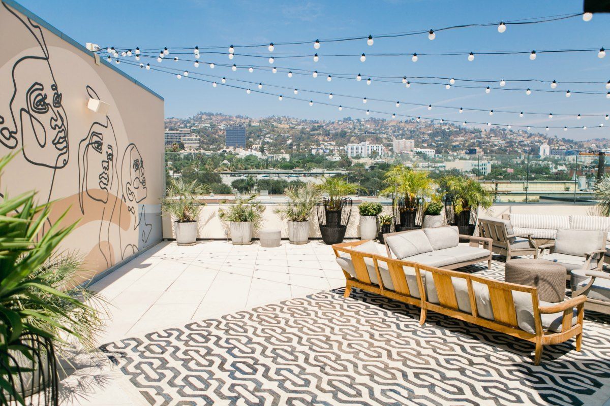 5 HOT NEW HOTELS IN L.A YOU NEED TO VISIT: https://t.co/DDpDKPSafN words by @KeriBridgwater #losangeles #california #luxurytravel #travel https://t.co/wTJeWBasnh