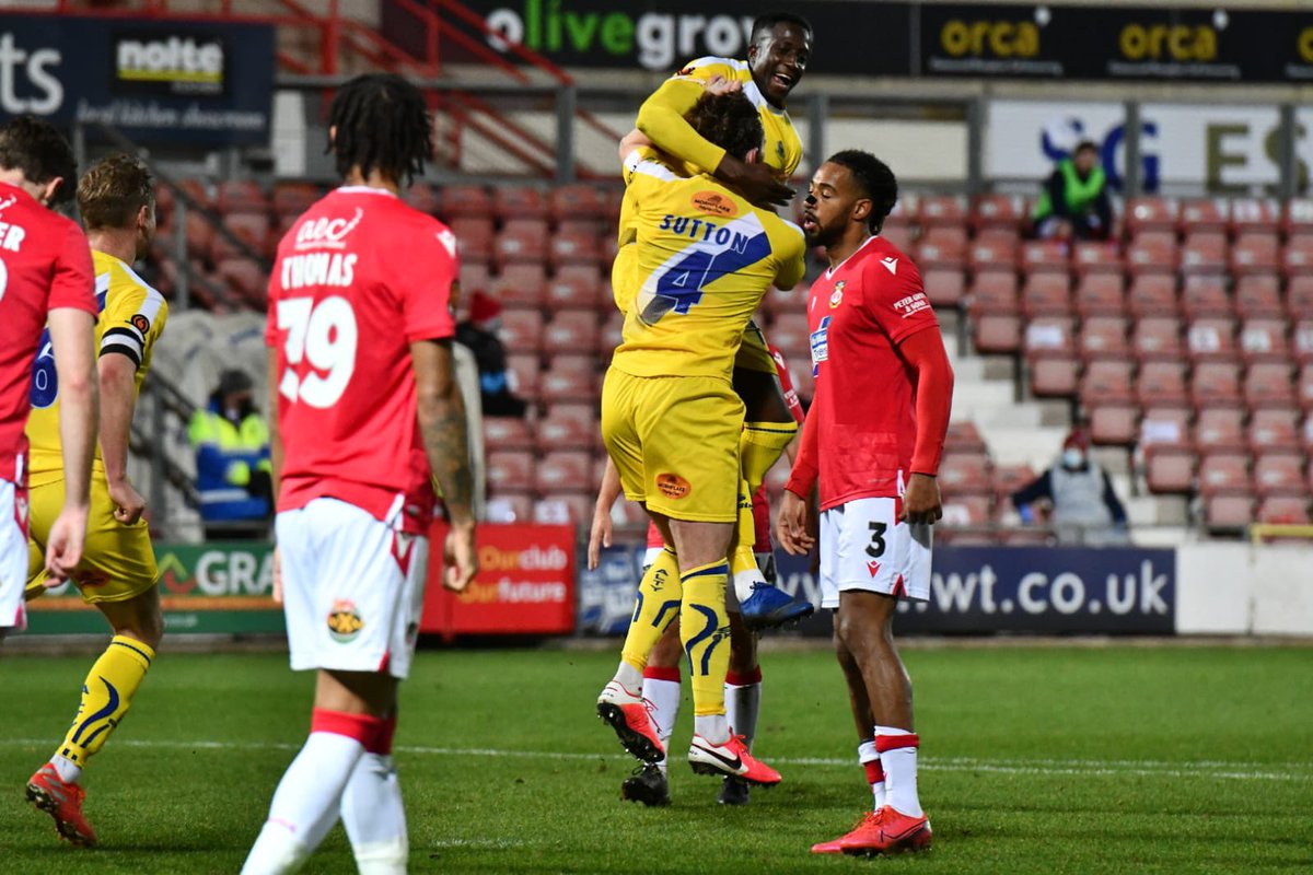 altrinchamfc's tweet image. Yes, @suttonra! 💪 

Alty lead at the break.

altrinchamfc.com