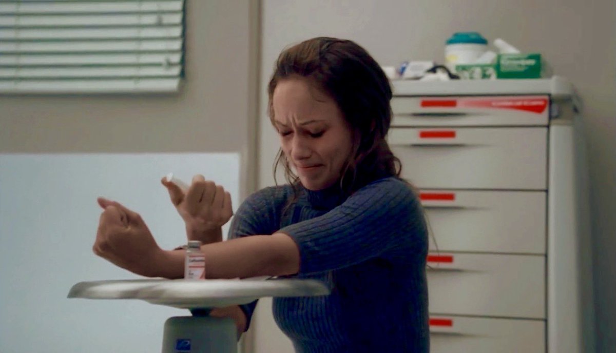 Thirteen: I don’t want to die! I don’t want to die!
Olivia was so great in this ep. #HouseMD https://t.co/CtMbbboPD2