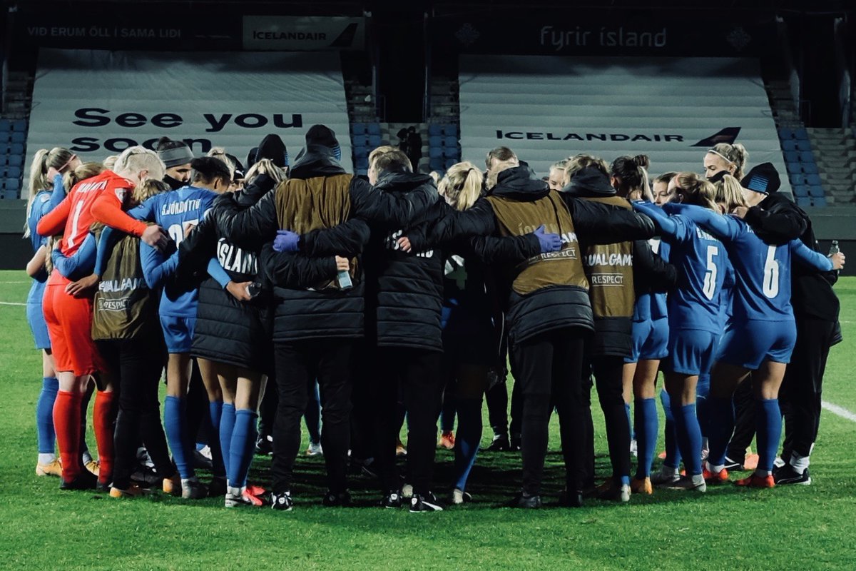 The women’s national football team of Iceland just qualified for @WEUROEngland22 This is historic since this is the 50th major tournament of Icelandic national teams in footb/handb/basketb. Iceland is there in a league of its own among small states. Congrats @footballiceland