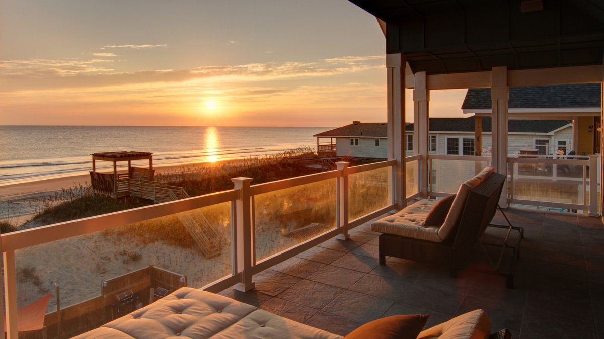 homesbysaga's tweet photo. We would love to show you what we're up to on THE OUTER BANKS! Please visit our website https://t.co/WNOjGe8cv5 If you're interested in living at the beach, or buying a second home or investment, call us today 252.301.3090! 🏖️#outerbanksnc #obx https://t.co/SkWBwtfJTP