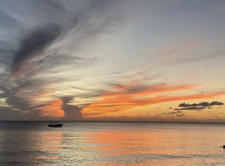 Azul Beach Resorts tweet media