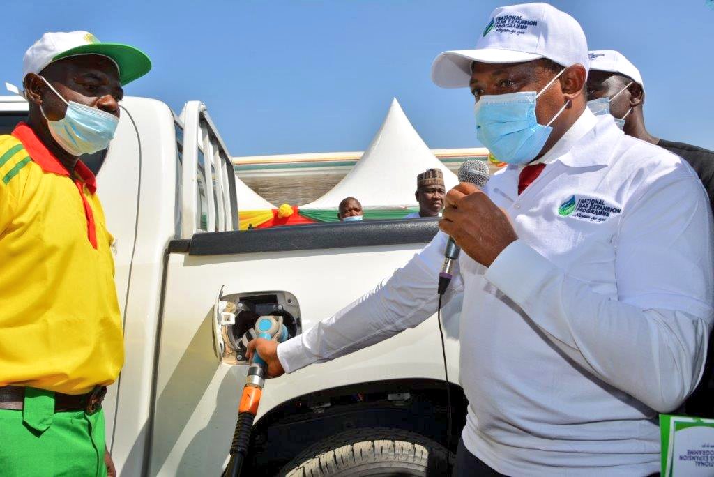 lawalsufian's tweet photo. RT @NNPCgroup: PHOTO NEWS:
More images from the Presidential Virtual Rollout of the National Gas Expansion Programme (NGEP), in Abuja, earlier today.
#NGEP
#NigeriaGoGas
#YearOfGas https://t.co/ipeI5qLGTu