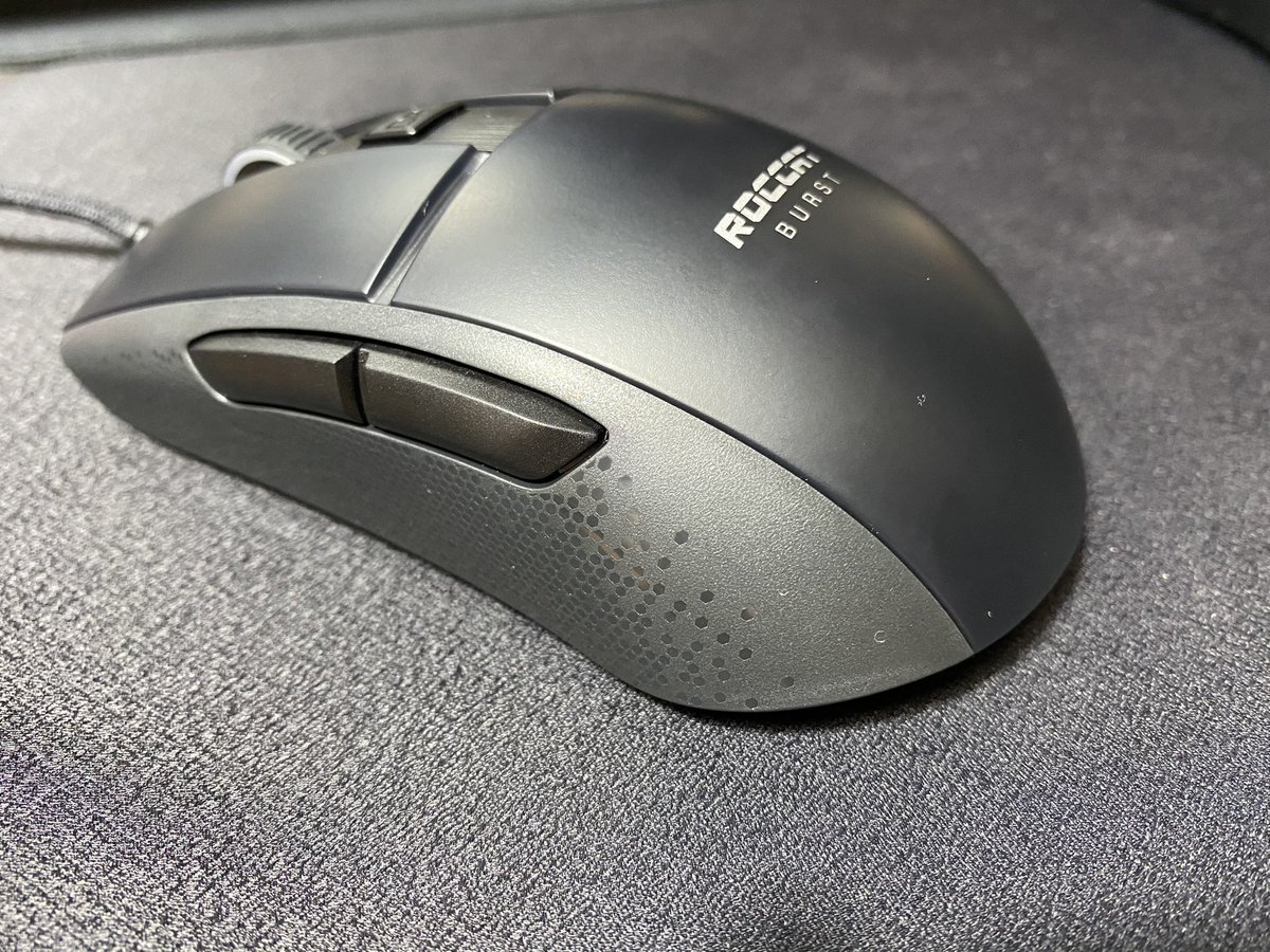 熊猫箱 Burst Proにメタルマウスソール Burst Proはxm1よりお尻がちょっと大きめ 光学式スイッチいい感じ 熊猫箱 Burst Proにメタルマウスソール Burst Proはxm1よりお尻がちょっと大きめ 光学式スイッチいい感じ
