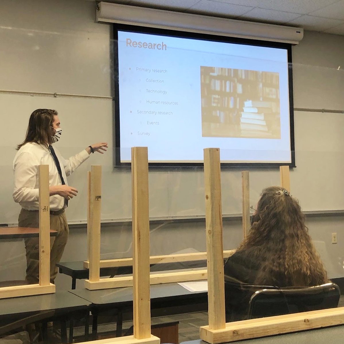 HUCommDept's tweet photo. Before students returned home for Thanksgiving break, the Public Relations Campaigns class presented an awareness campaign to Searcy Public Library. The class spent the semester focused on how to improve community awareness of the resources the library offers. https://t.co/cKh1NayC7c