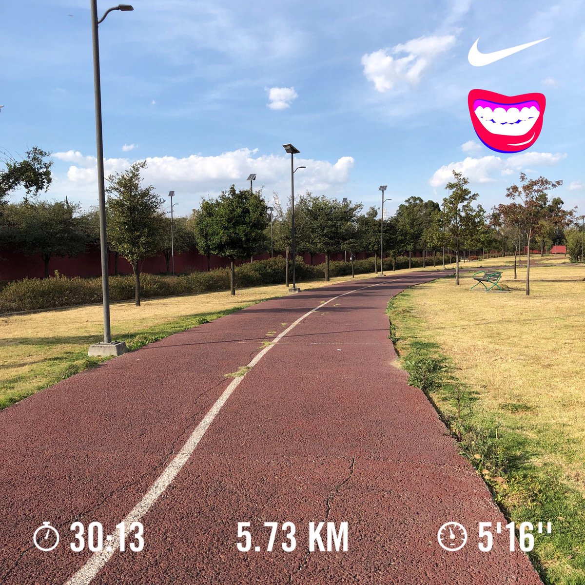 jorgediazes's tweet photo. Diciembre aquí !!!
#YoElegíCorrer
#SanaDistancia
#HealthyDistance https://t.co/PqsAh0WZhP