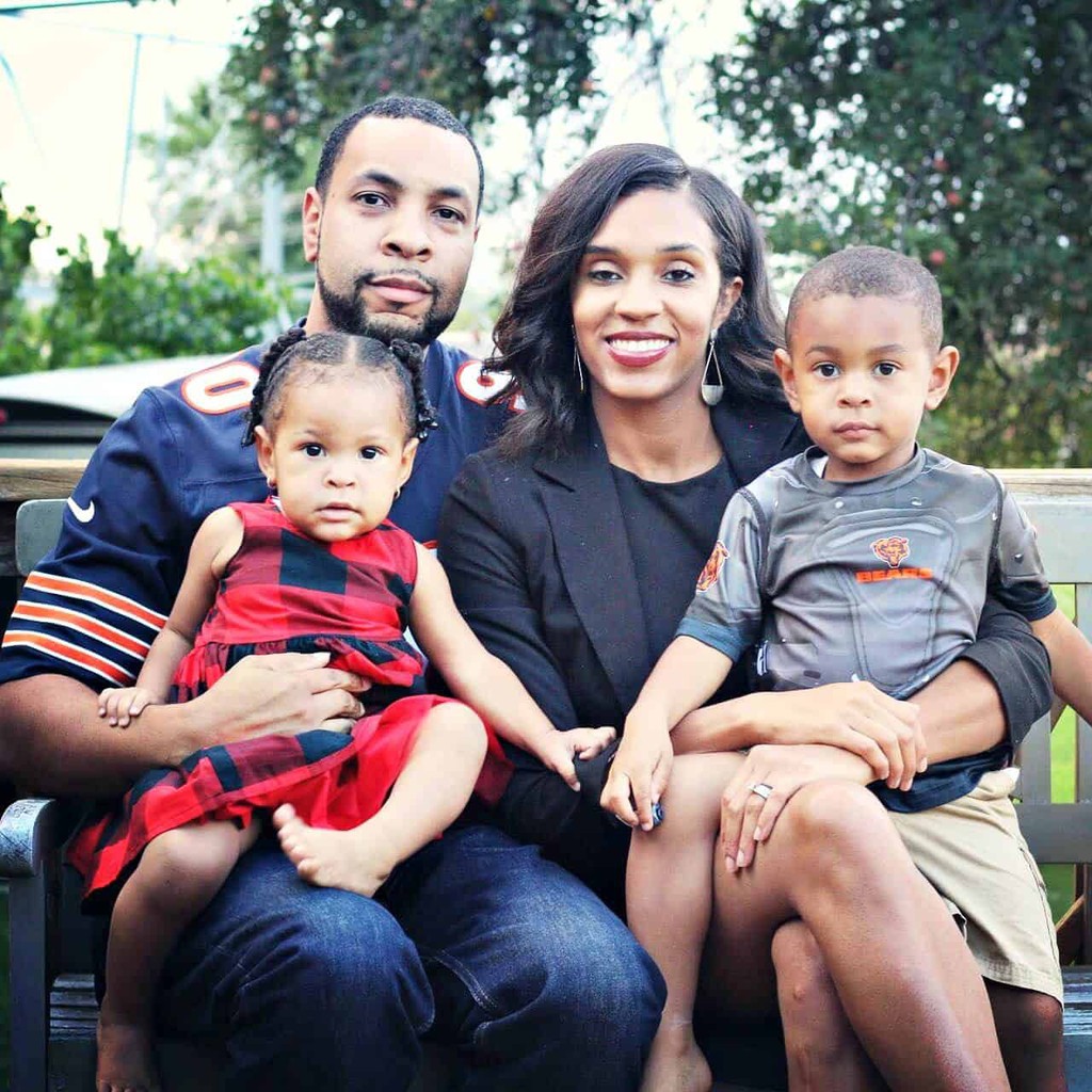 Whitney Bonds knew she wanted to quit her corporate job to spend more time at home with the kids but she also wanted (understandably) still wanted to make money and build something she could be proud of.

Read more 👉 bit.ly/2H1q4ue