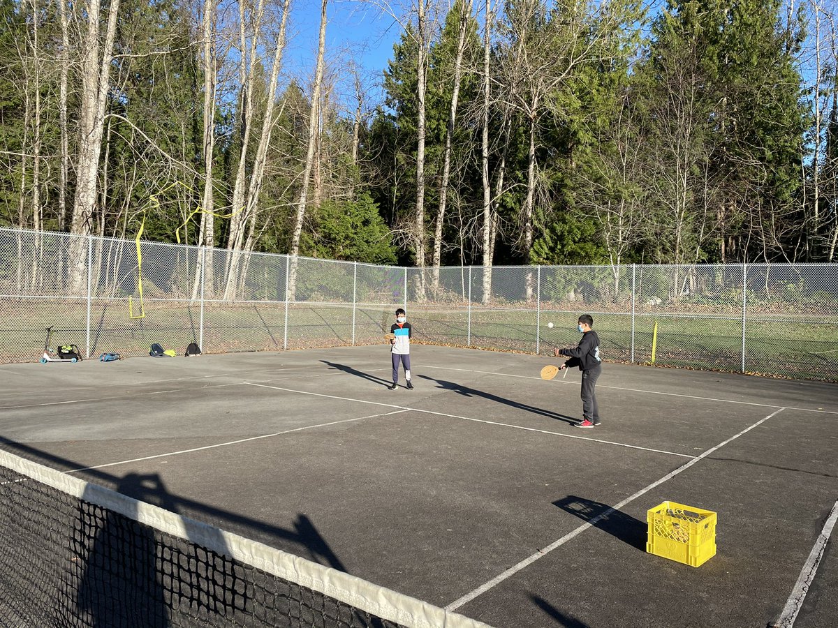 MsHornDiv10's tweet photo. Blended students enjoying the sunshine ☀️ and pickle ball! @Surrey_Schools #sd36learn #rayshepherd https://t.co/W2MKy7iqBF