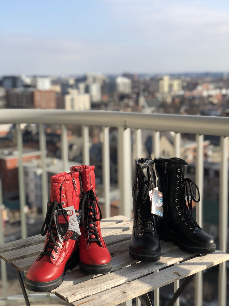 20YS's tweet photo. Winter is here!
You’ll LOVE @olangcanada
#winterboots so much - it has style, comfort and cleats for ice. 🇨🇦
For details & #cybermonday sales, check @20ys on Instagram:
https://t.co/aSLrFHuODh
#ottawa #winter #BlackFriday2020 #BlackFriday #OlangCanada #Olang https://t.co/qj1o30pImc