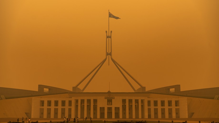 ANU_ICEDS's tweet photo. Following the Royal Commission into National Natural Disaster Arrangements' report, how can Australia better prepare for - or mitigate - disasters like the #BlackSummer bushfires? Join an @ourANU expert panel online to discuss on 15/12 ➡️ https://t.co/enbmI1N85u
📸 @ANUmedia https://t.co/DUMlCK3l4X