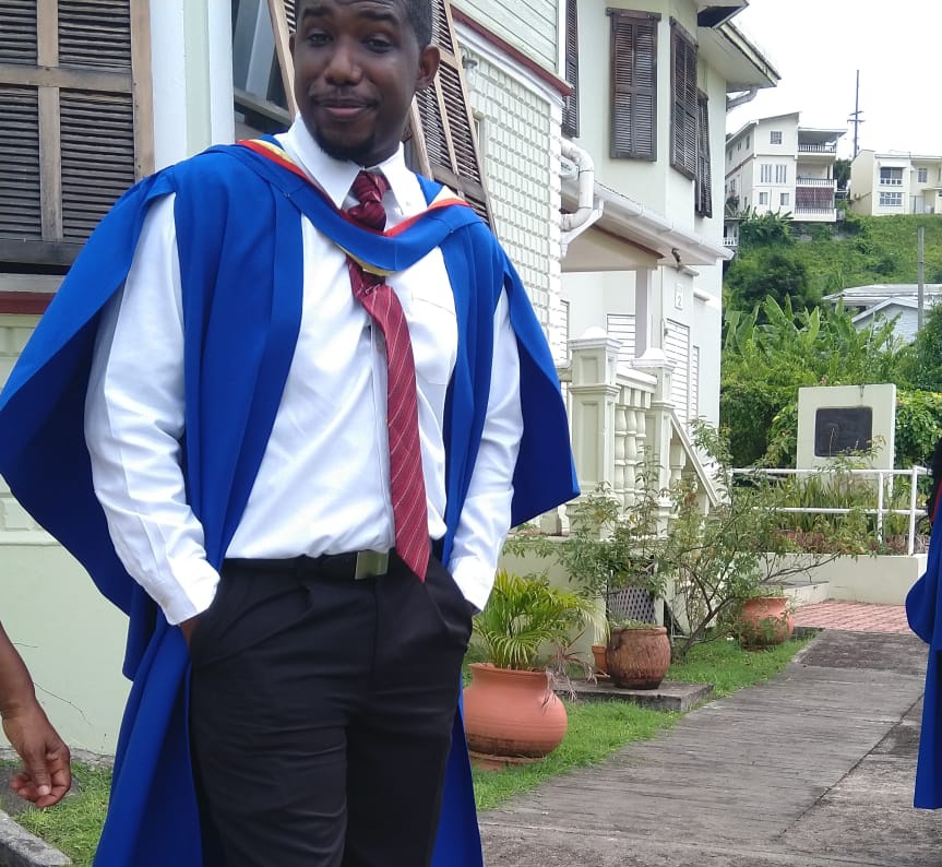 _KensReaaaaa's tweet photo. 📣📣📣📣📣 
My man issa whole Graduate allyuh!!

Congratulations my love 💕 
@incognitojab 

#UWIgrad2020 #UWISTA #Degreed #Hooded https://t.co/lCCDAu1IRm