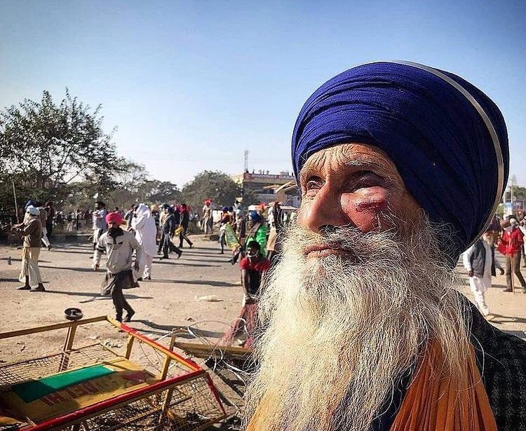 WarriorSingh04's tweet image. They fear us marching towards Delhi is because of our history.

Keep playing your moves Indian government and we will hit you back even harder!

This is India.
Icon of Shame.

#FarmerProtest