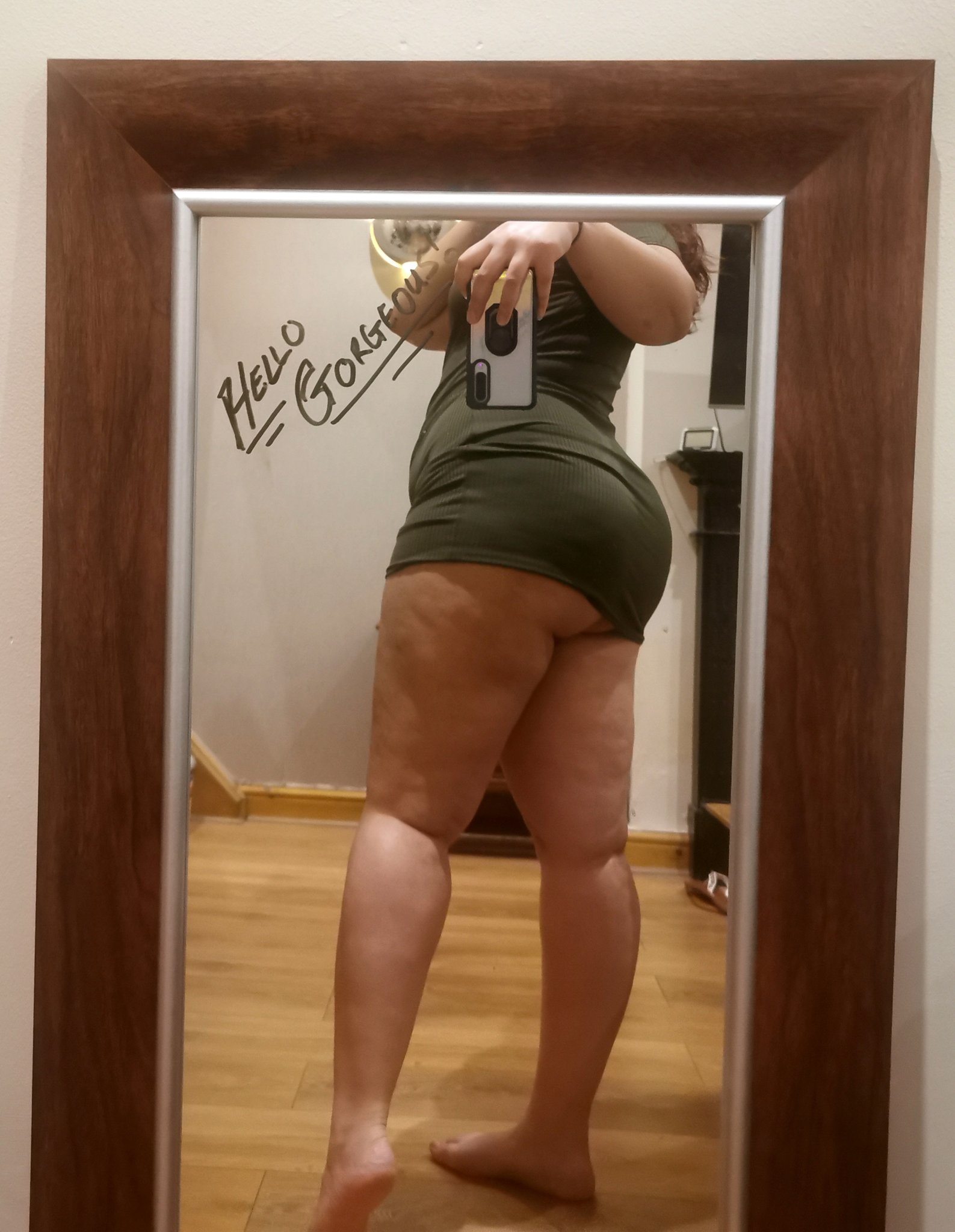 1 pic. Get ready for some juiciness 💦😏 https://t.co/JvgkLanbdK