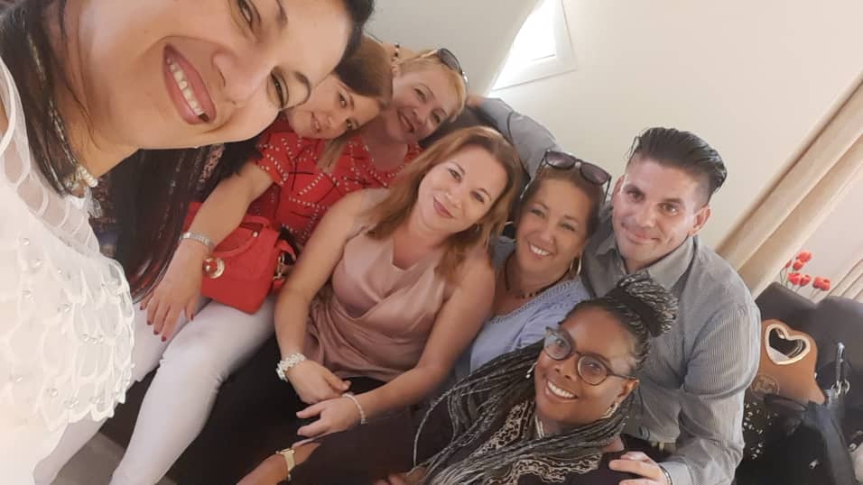 LabradaYilian's tweet photo. La juventud cubana presente en la  #BmcGambia #CubaSalvaVidas https://t.co/zky4NxJo77