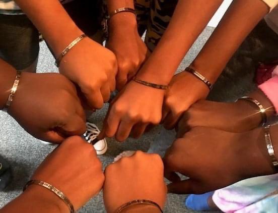 TeamUpPhilly's tweet photo. #GivingTuesday; kids need positive connection, caring adults, and safe spaces more than ever. Your gift will help our team meet the increasing needs of TUP girls &amp; their families. Thank you! https://t.co/V5gA7NFGRm https://t.co/5qDC4ajc5N