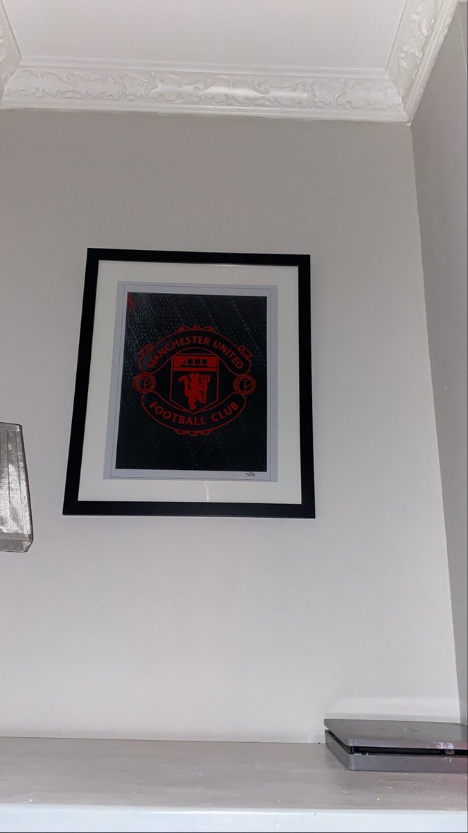 RossBrod98's tweet photo. Unbelievable work from @nickdillonart ! Unique art, amazing quality and top value! Special 🇾🇪 https://t.co/wOiIr3qc63