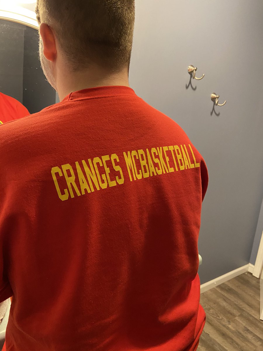 Ksmock415's tweet photo. When your kid comes home with an epic school sweatshirt. @SalVulcano @Joe_Gatto @jamessmurray @BQQuinn @truTVjokers https://t.co/w9DqSUMCM0