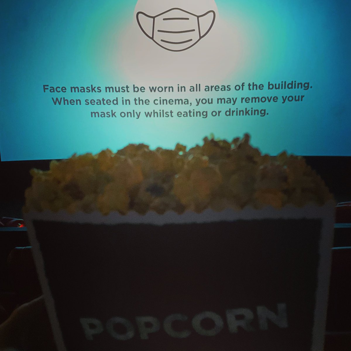 KMAllan_writer's tweet photo. Movies 2020 style. This is the first time I’ve been to the cinema since March 🎉🍿.
...
#FreakyMovie #ReadingCinemas #MovieTime #Popcorn https://t.co/lWC8YzEOAC