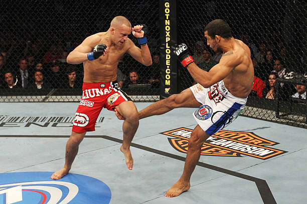 - Thompson Spinning Wheel Kick- Thompson Straight Rights- Gaethje Leg Kicks- Aldo Leg Kicks