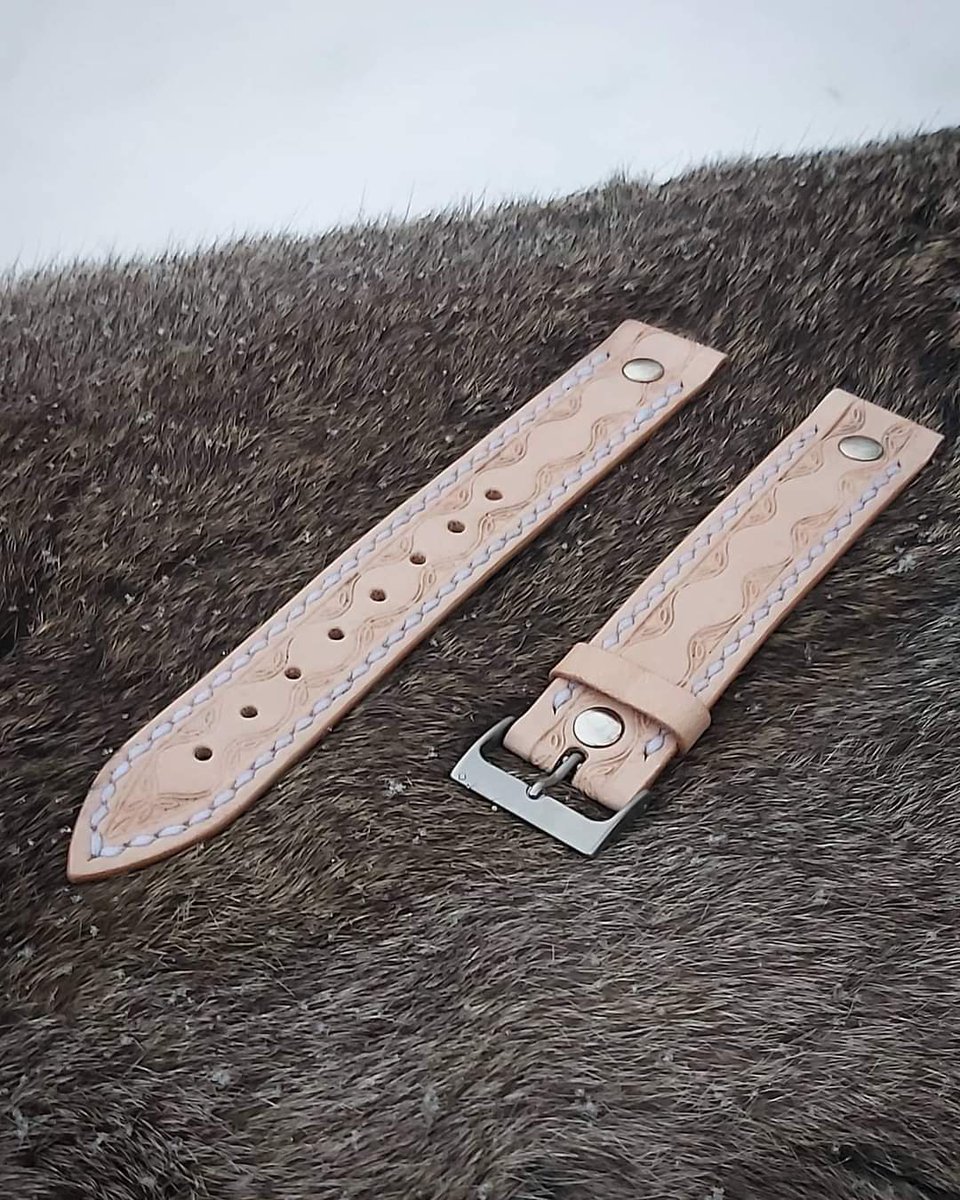 Completed custom watch strap for @TravisLeegion from @Roastmortemcast 

Featuring natural veg tanned leather with an embossed celtic style border 🙂💚🐺
#leather #handmade #fashion #style #leathercraft #leatherwatchstrap #leathergoods #leatherwork #watchstrap #leathertogether