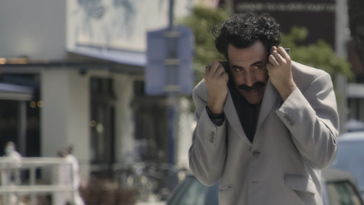 HammerCamera's tweet photo. ❌IF YOU ARE NAUGHTY DISREGARD❌

We have a very special "Holiday Treat" for all our nice listeners. Pour yourself a nice cup of cider, kick back, and listen to this 🔓UNLOCKED🔓 Movie Night episode reviewing BORAT SUBSEQUENT MOVIEFILM with @LocalCoolDads.
https://t.co/i1Oh18iSBB https://t.co/z5VLQBcCQO