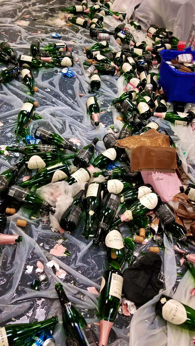 coonalex's tweet photo. @WongSN590 @MattSN590 @FAN590 @SNKenReid June 13, 2019 - Visitors locker room floor at Oracle Arena... had to grab one. https://t.co/HUUzckJRUP
