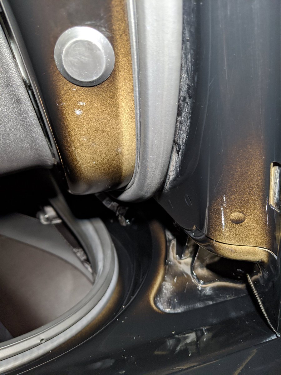 Jcollins787's tweet image. Yes, Paint sure does make a hell of a difference when it&apos;s done properly, Imo that didn&apos;t happen on my Model 3.