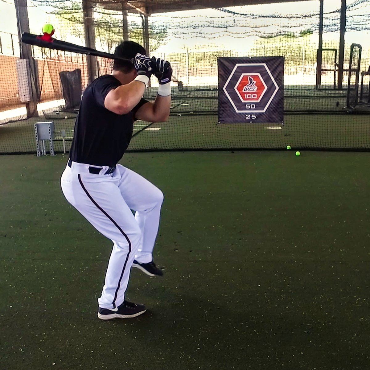 Line_Drive_Pro's tweet image. 🚨Last call for the CYBER MONDAY Pro Bundle Deal! 🚨
Limited supply at this price. Claim yours now. No promo code needed. 
🛒 Baseballhittingaid.com/product/pro-bu…