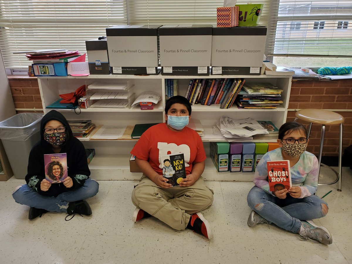 RubioClass's tweet image. Thank you, again @FirstBook and @Ford for inviting us to your virtual book party and supplying our class with free books! We are so excited to get into them! @Southside_AISD