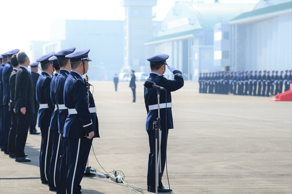 航空自衛隊中部航空音楽隊 Jasdf Central Air Defense Force Band 11 28 土 航空観閲式 2020が 入間基地 にて行われました 中部航空音楽隊 は 自衛隊最高指揮官である菅内閣総理大臣に対し 栄誉礼及び巡閲の演奏をしました 航空 航空自衛隊中部航空音楽隊 Jasdf Central Air Defense Force Band 11 28 土 航空観閲式 2020が 入間基地 にて行われました 中部航空音楽隊 は 自衛隊最高指揮官である菅内閣総理大臣に対し 栄誉礼及び巡閲の演奏をしました 航空