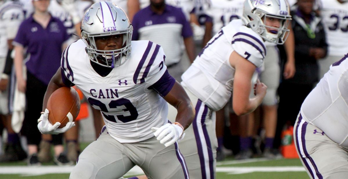 Games across Texas: Final weekend for large schools, regional finals for small schools see intriguing matchups between top prospects #txhsfb
https://t.co/GbcAeVL9PC https://t.co/t4homZKsmT